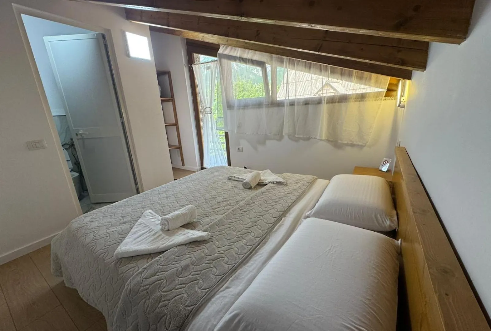 Hotel Bujtina Carku Theth