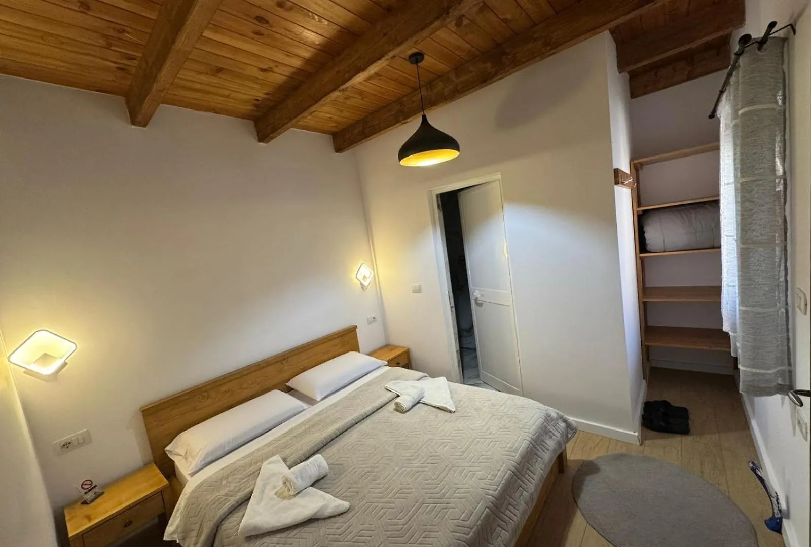 Hotel Bujtina Carku Theth 0*,