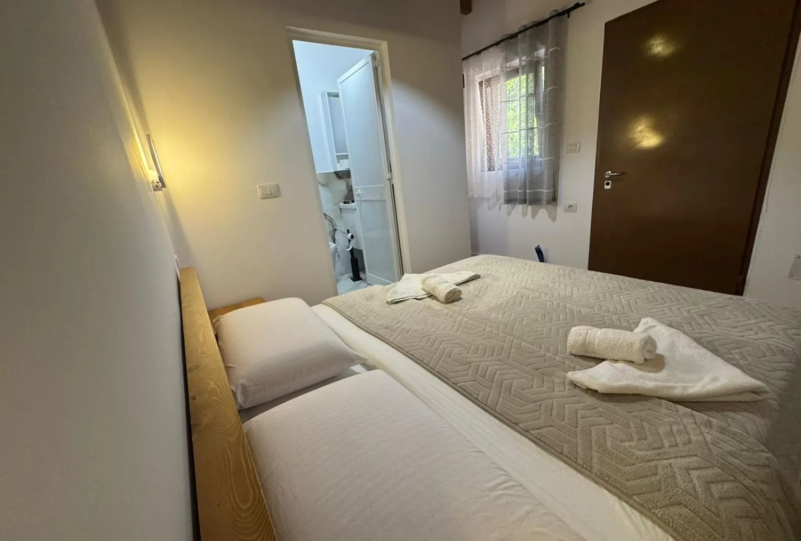 Affittacamere Hotel Bujtina Carku Theth