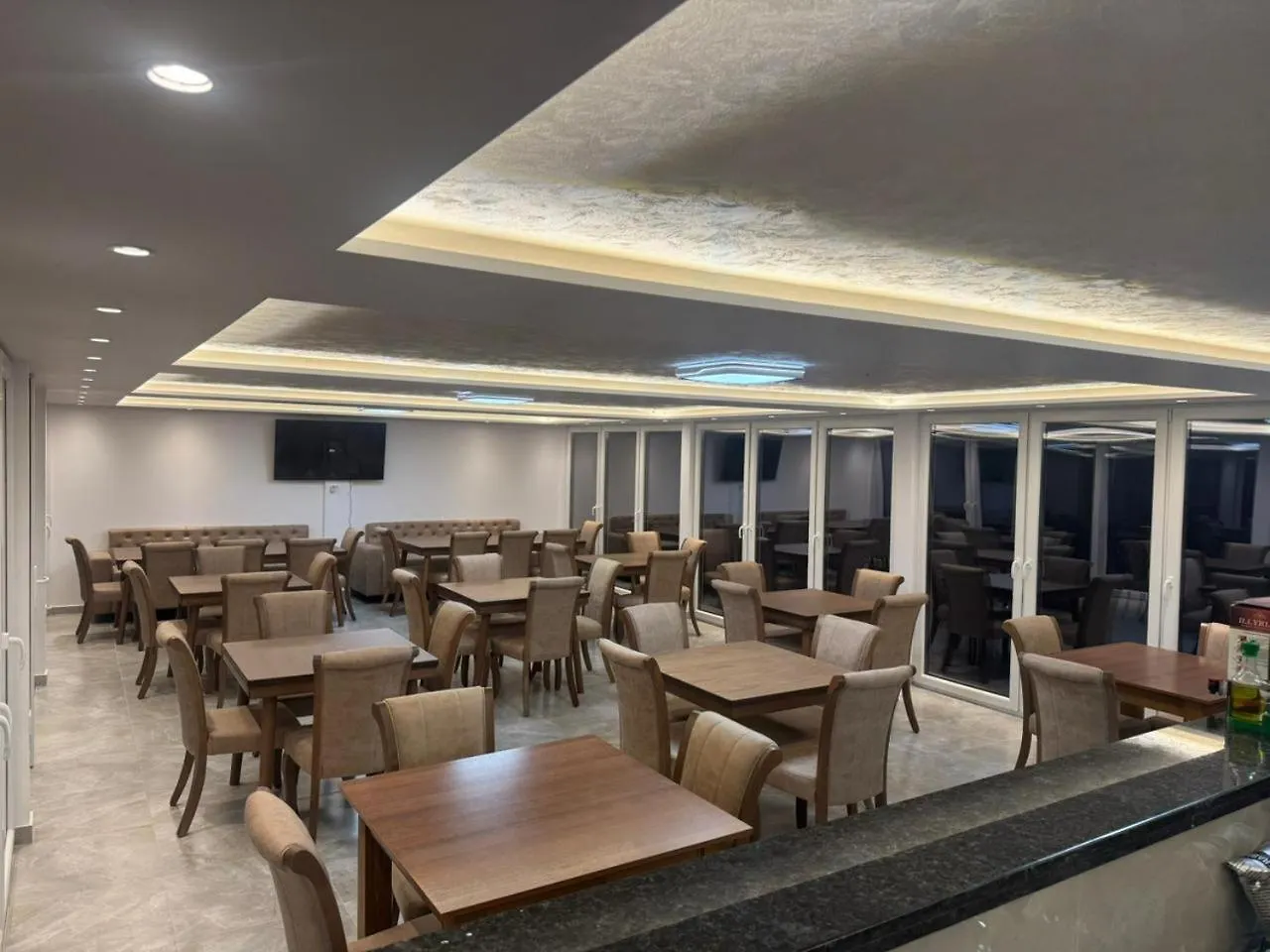 Hotel Bujtina Carku Theth 0*,  Albania