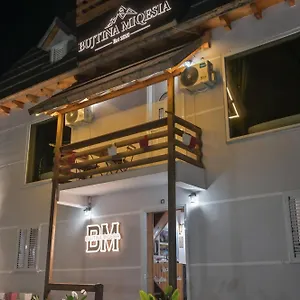 Bujtina Miqesia Alojamento de Acomodação e Pequeno-almoço