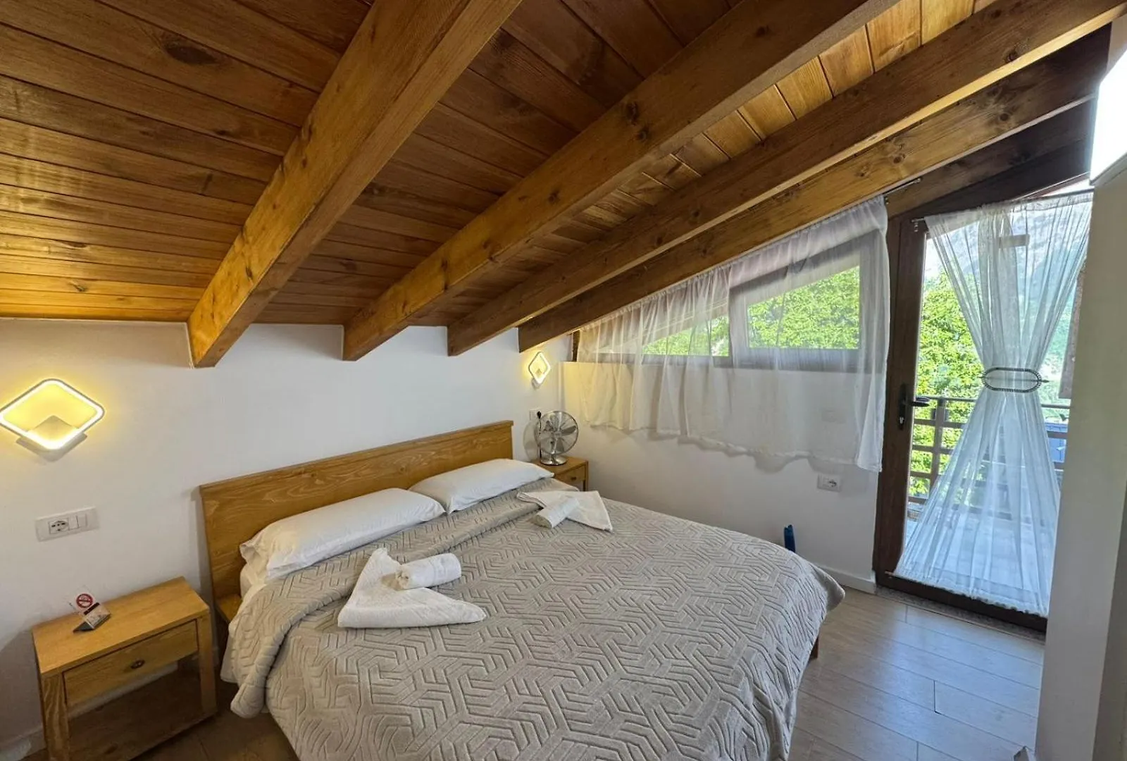Bujtina Carku Hotel Theth
