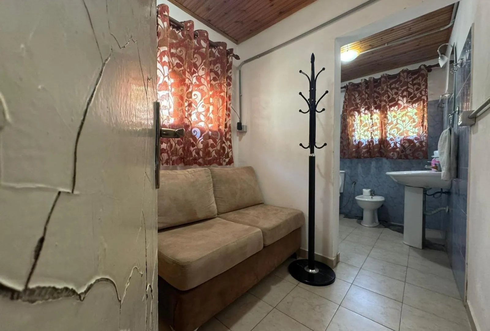 Bujtina Carku Hotel Theth 0*,  Albania